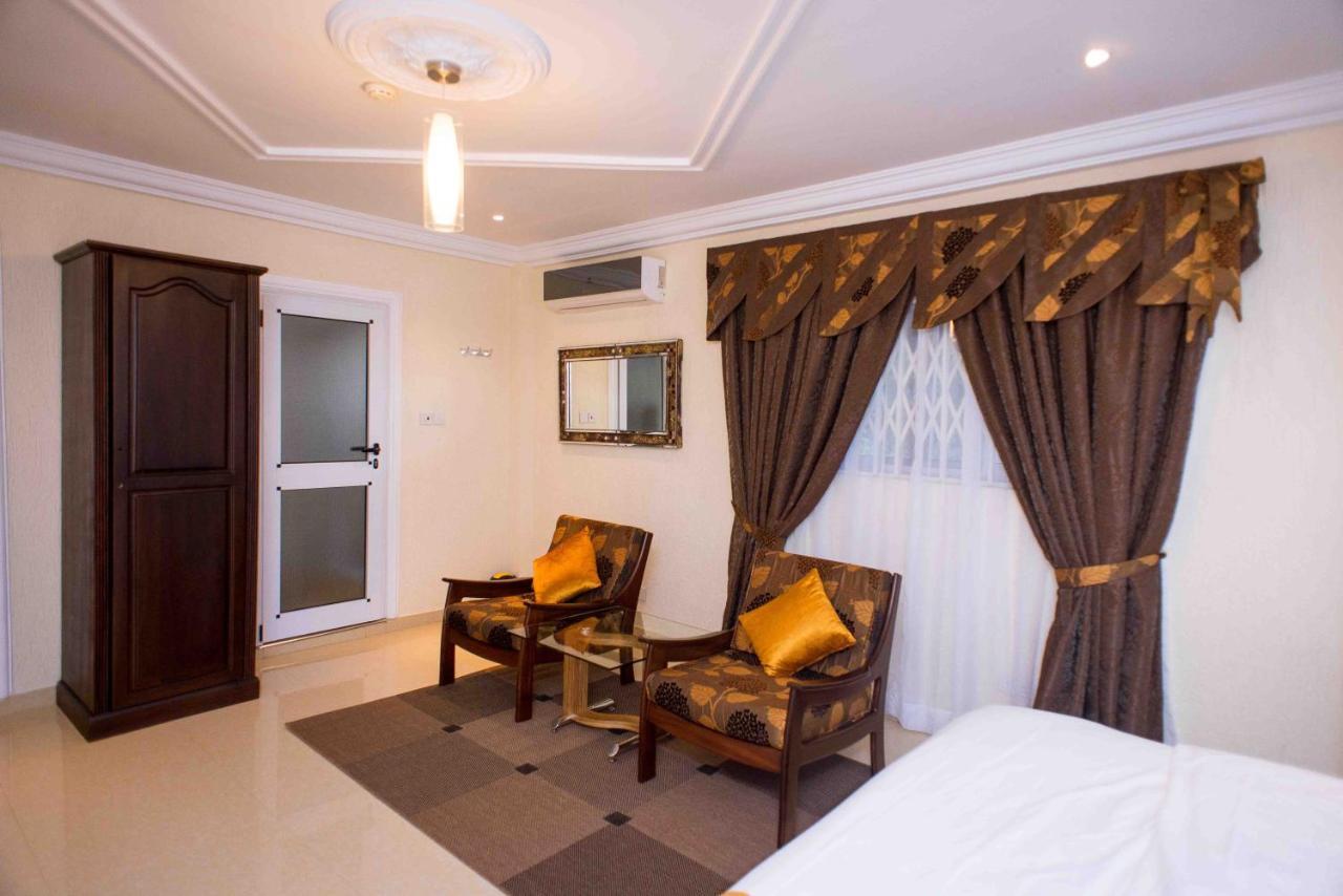 The Ritzz Exclusive Guest House Accra Exteriör bild